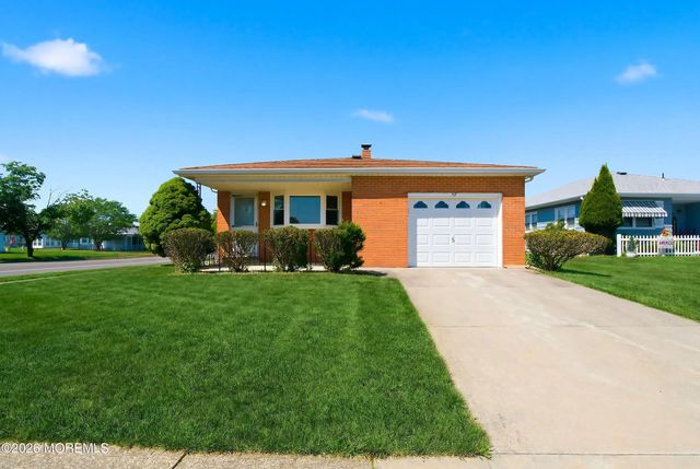 57 Liberta Drive, Toms River