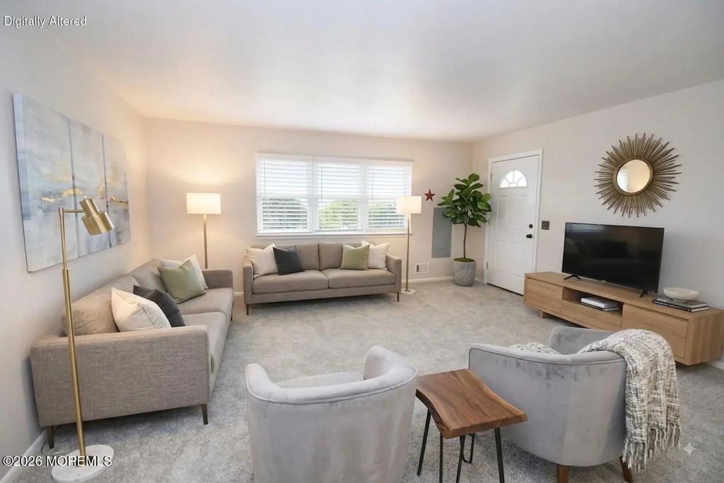 1 Alabama Court #820, Matawan