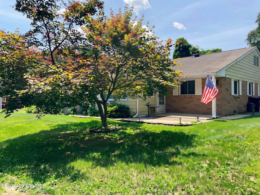 9 A West Lake Drive A, Manchester