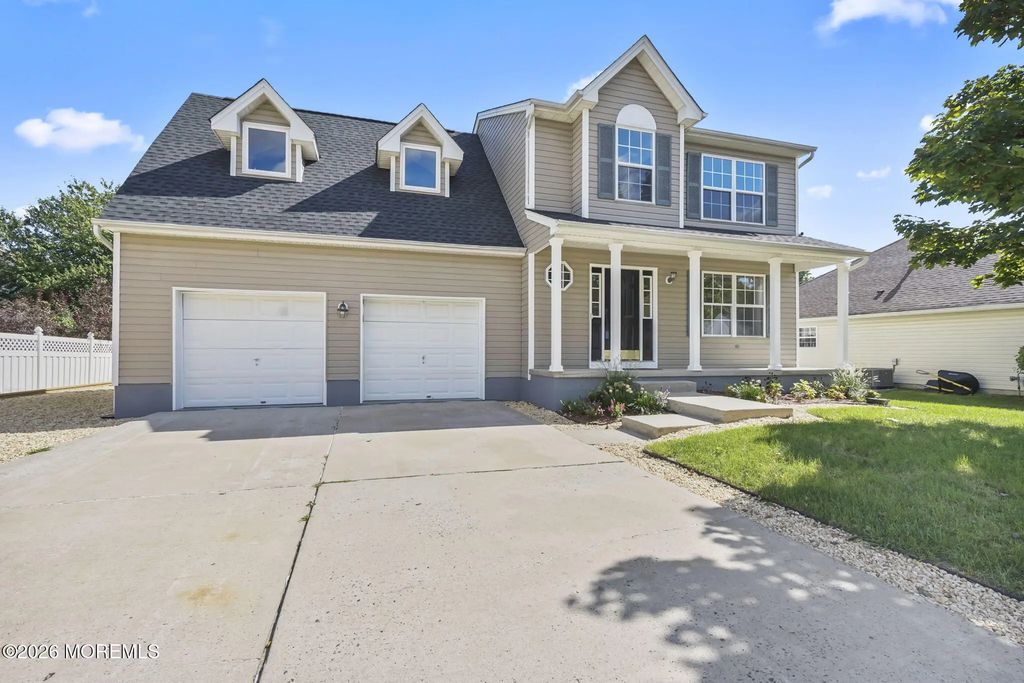 73 Timberline Road, Bayville