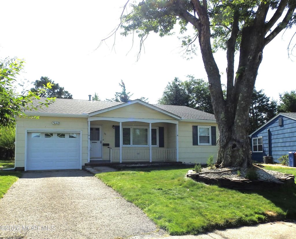36 Gower Court, Toms River