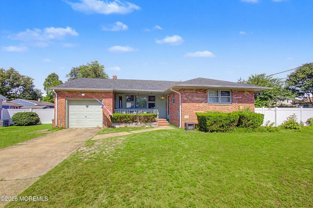 280 Delaware Drive, Brick