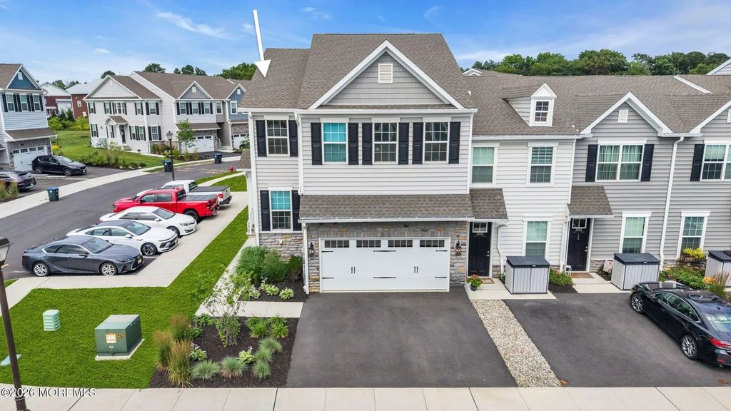 3018 Quail Ridge Boulevard, Wall