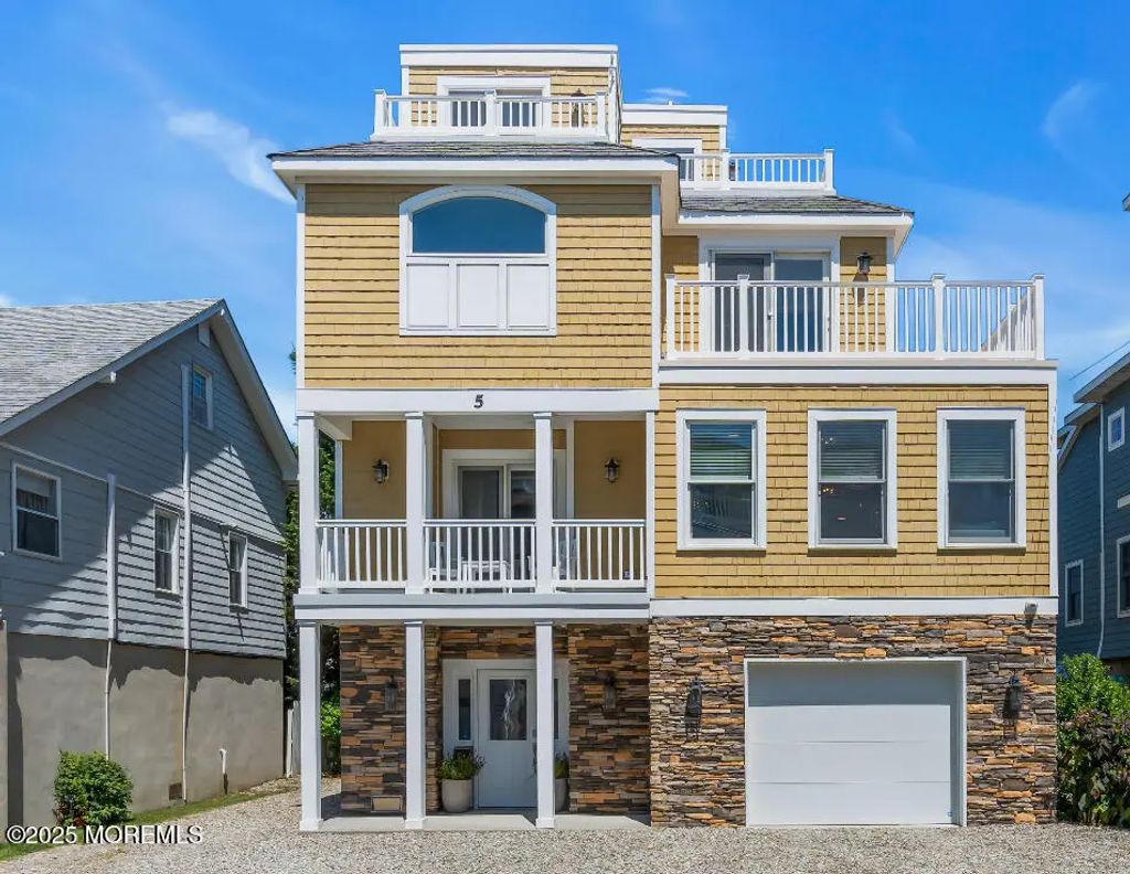 5 Shrewsbury Way, Sea Bright
