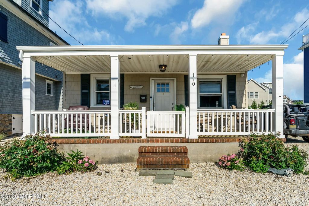170-170.5 2nd Avenue, Manasquan