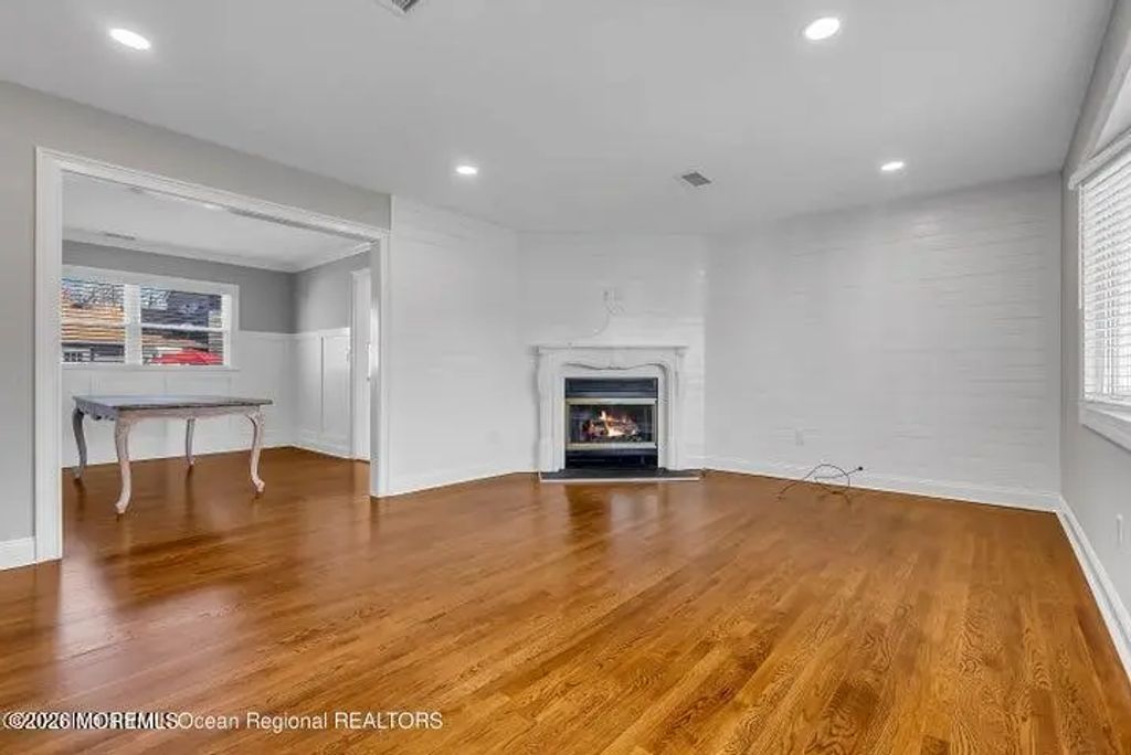 19 Bradley Avenue, Oceanport