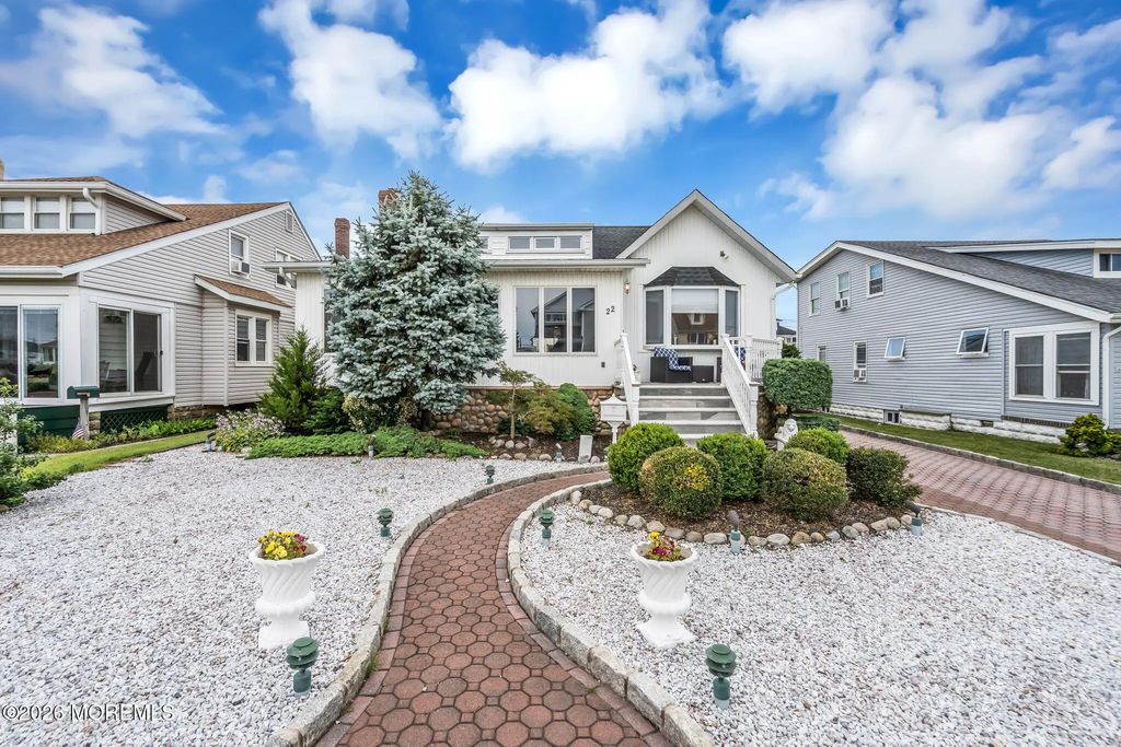22 Parkway, Point Pleasant Beach