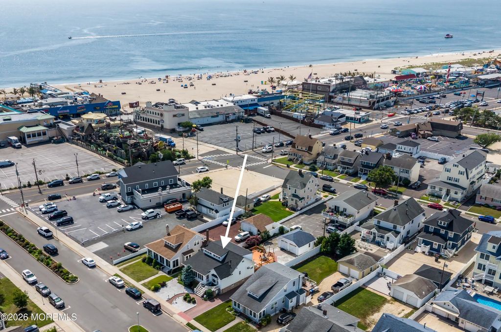 22 Parkway, Point Pleasant Beach