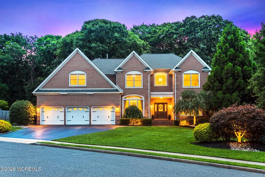 2102 Red Gate Road, Wall