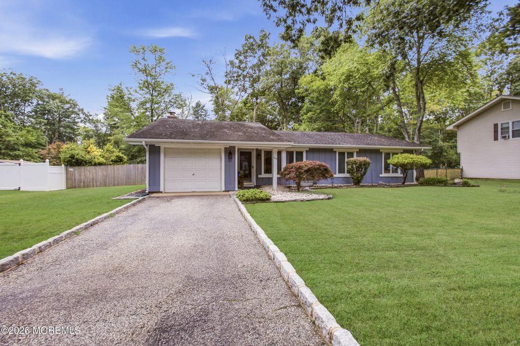 39 Cambridge Drive, Jackson