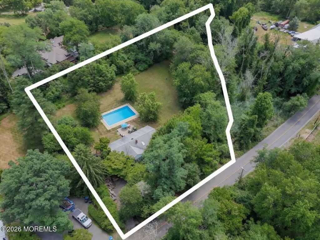 115 Browns Dock Road, Atlantic Highlands