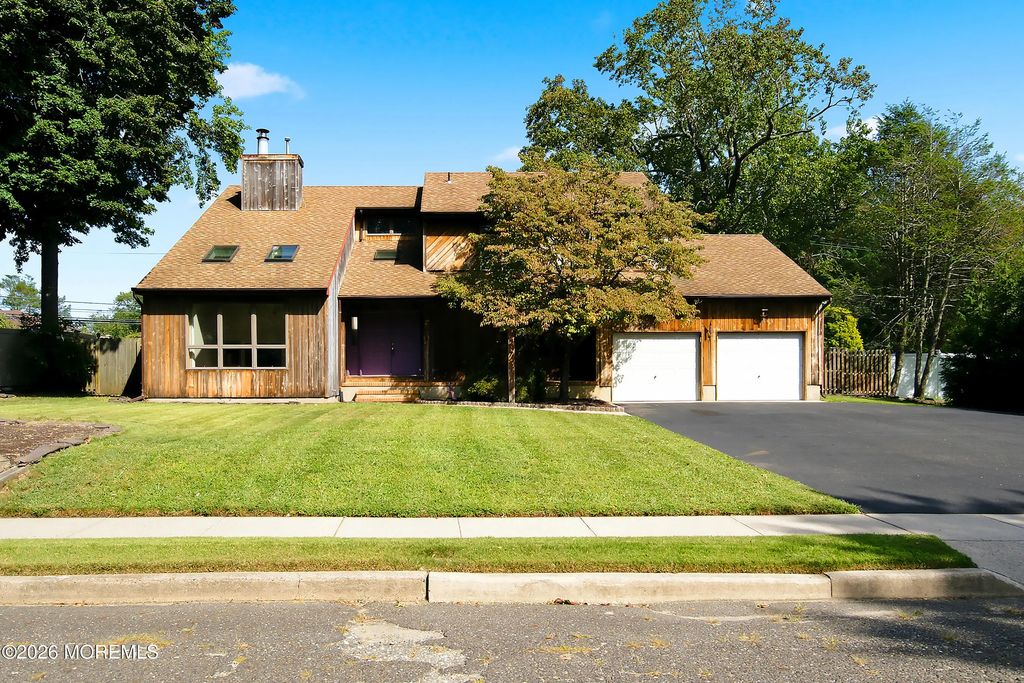 519 Ilexberry Lane, Toms River