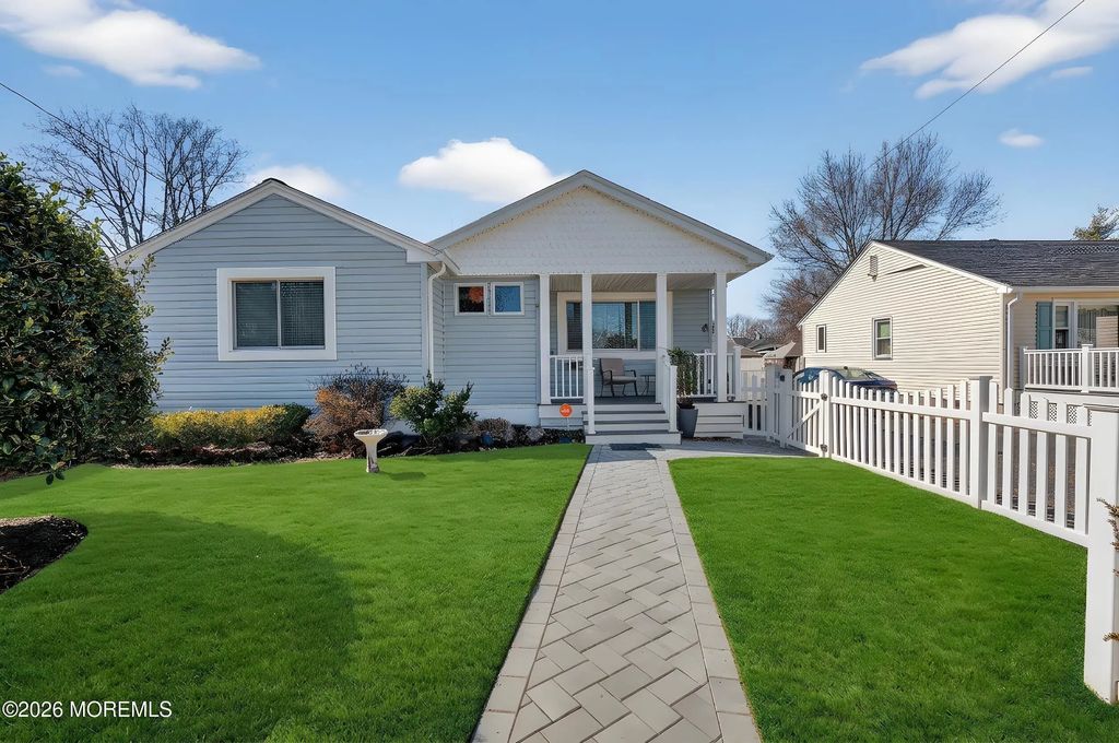 282 Rockwell Avenue, Long Branch