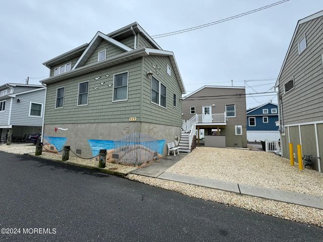 117 W Bayberry Way, Lavallette