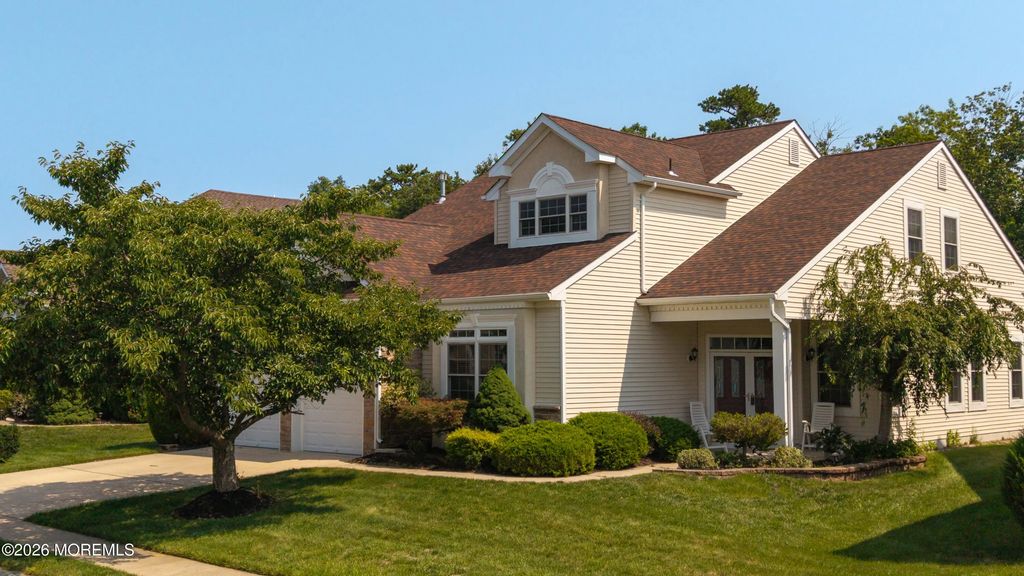 16 Deal Lane, Waretown
