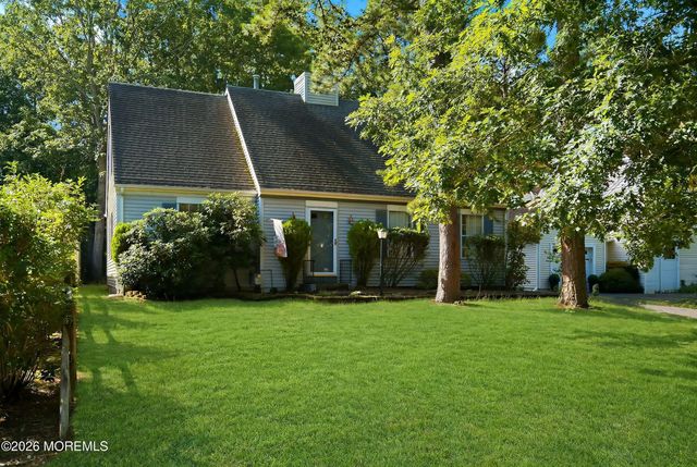 526 E Revere Way, Galloway