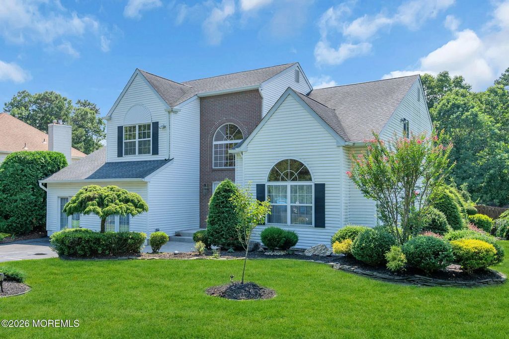 494 Meadowood Road, Jackson