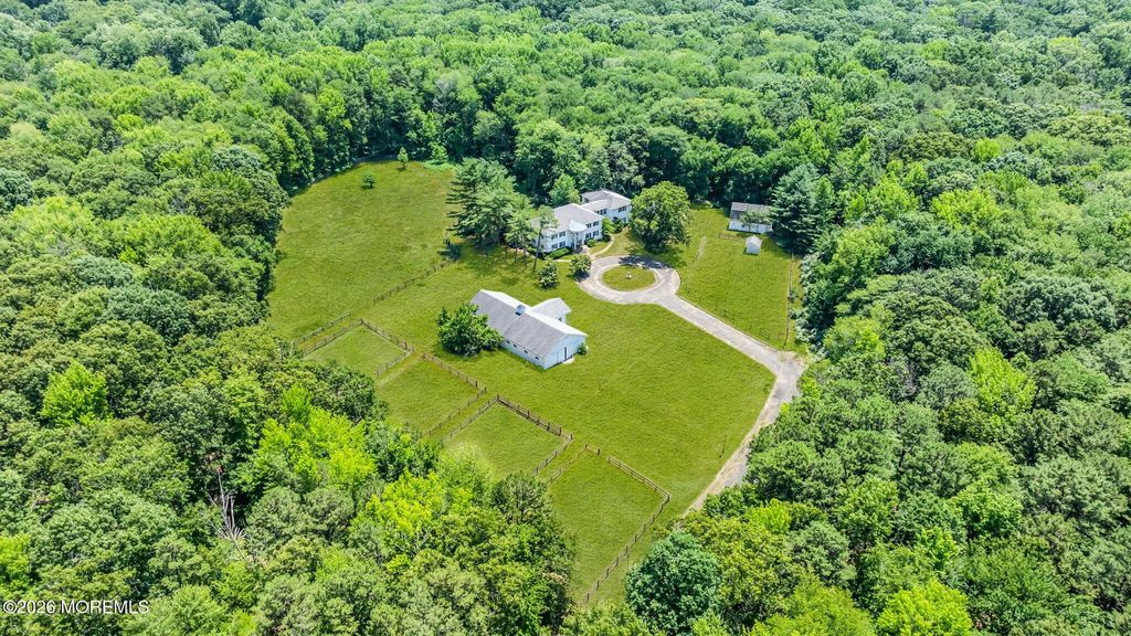 447 Stagecoach Road, Millstone