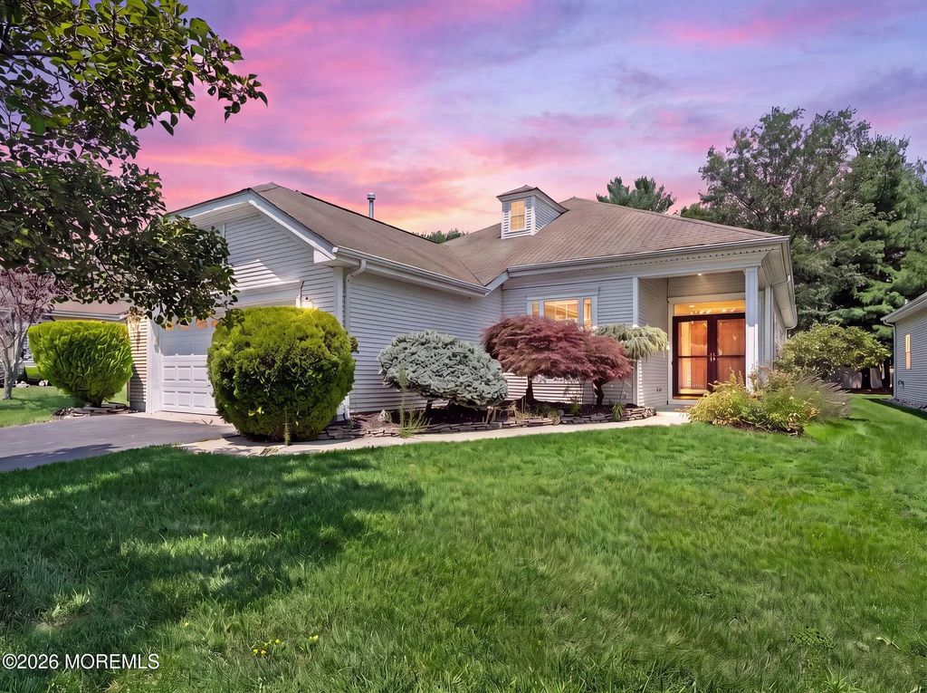 80 Silverside Road, Lakewood