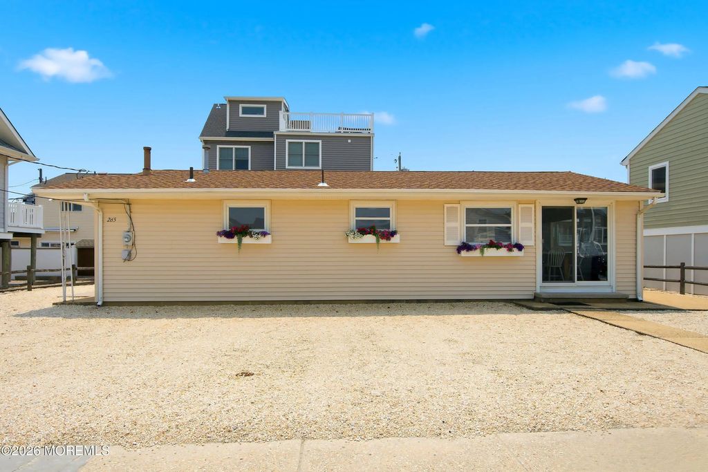 265 Ocean Bay Boulevard, Lavallette