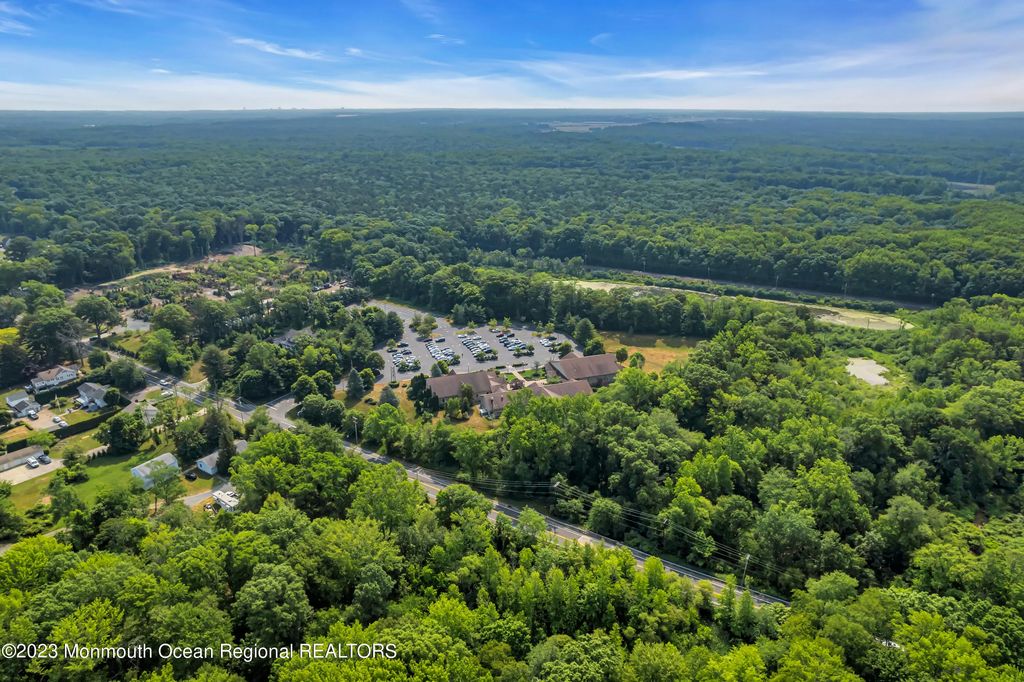 51 Asbury Road, Farmingdale