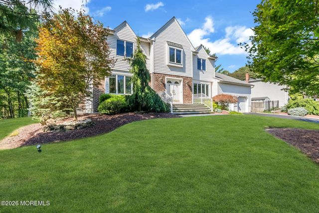 46 Heather Drive, Manalapan