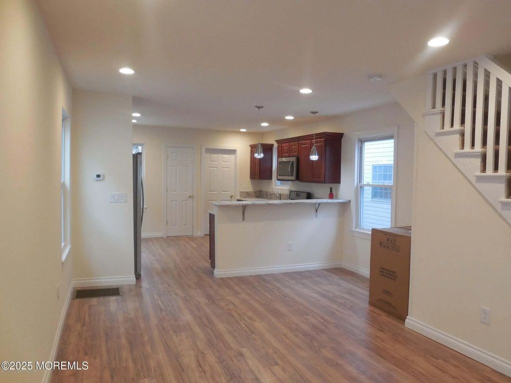 538 Myrtle Avenue, Neptune Township