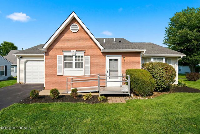 39 Datchet Close, Freehold