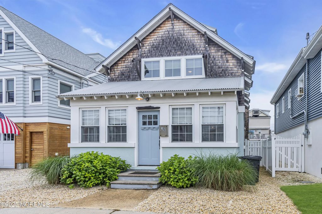196 3rd Avenue, Manasquan