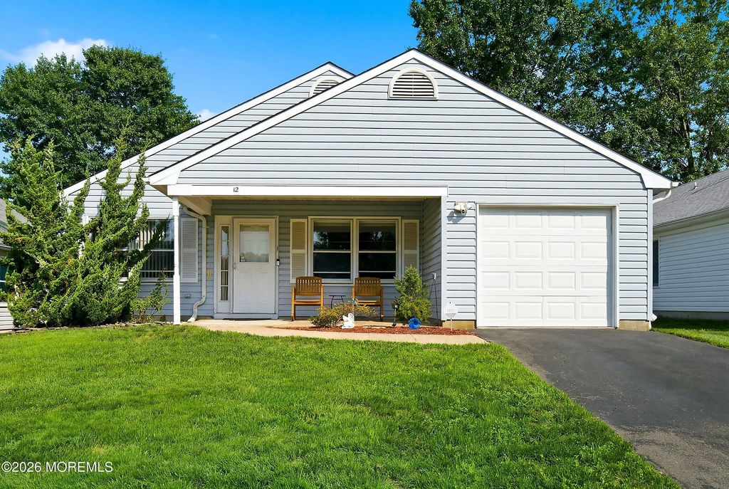 12 Springhill Drive, Brick