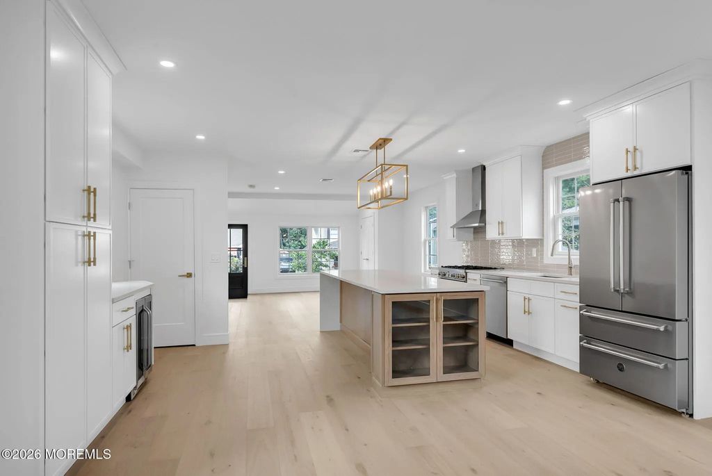 26 Center Street, Rumson