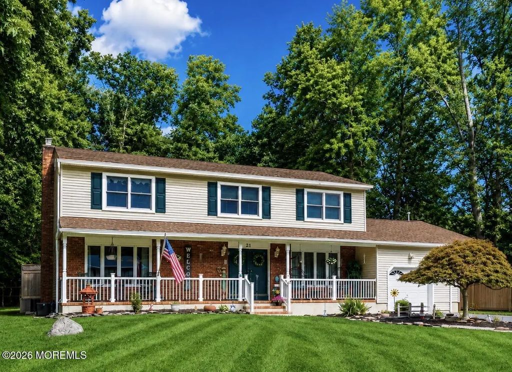 21 Howe Lane, Freehold