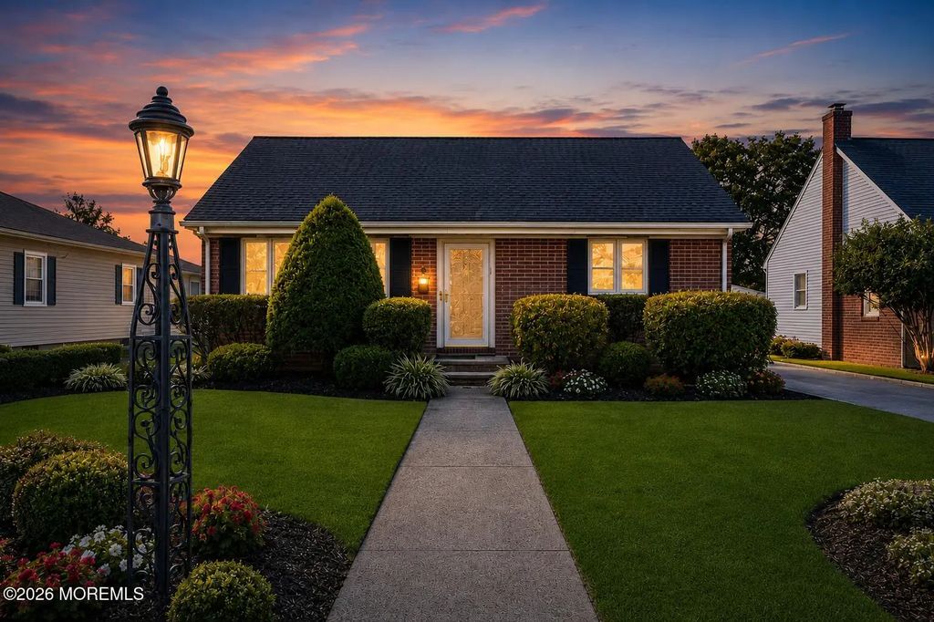 708 New York Boulevard, Sea Girt