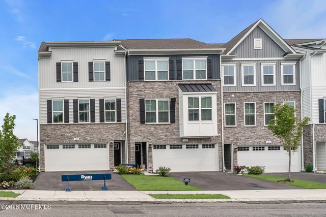 102 S Durham Drive 1226, Howell