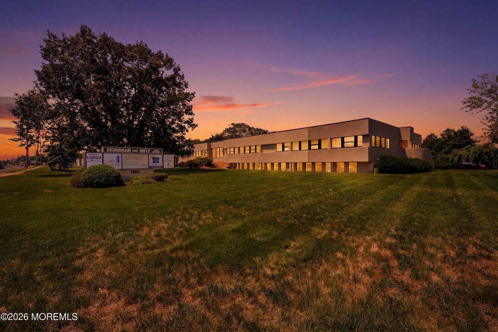 1130 Hooper Avenue 102, Toms River