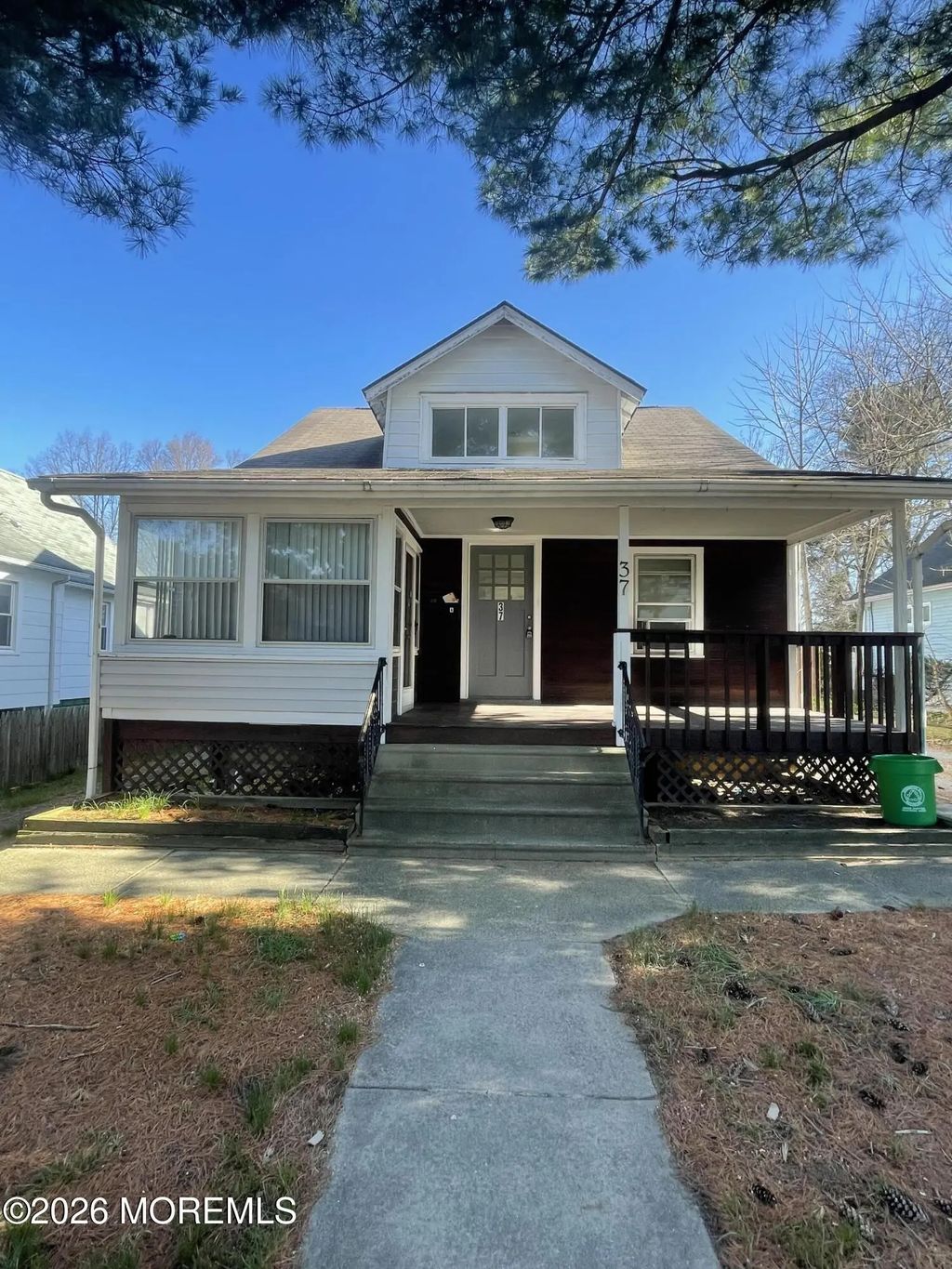 37 E Gloucester Pike 1, Barrington