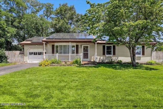 825 Madison Avenue, Toms River