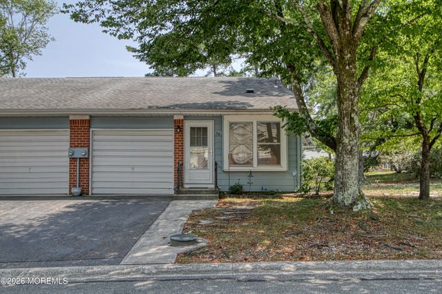 2 Lexington Drive B, Whiting