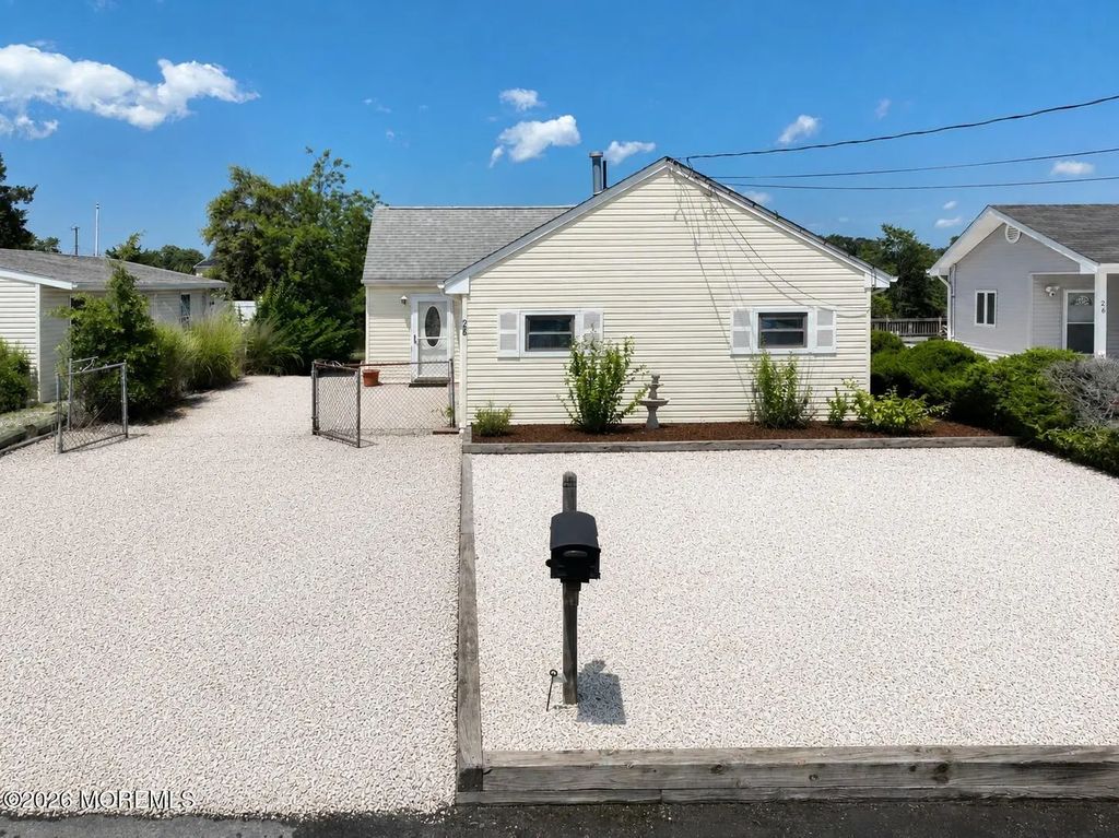 28 Lake Saint Clair Drive, Little Egg Harbor