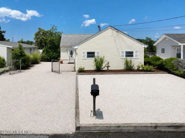 28 Lake Saint Clair Drive, Little Egg Harbor
