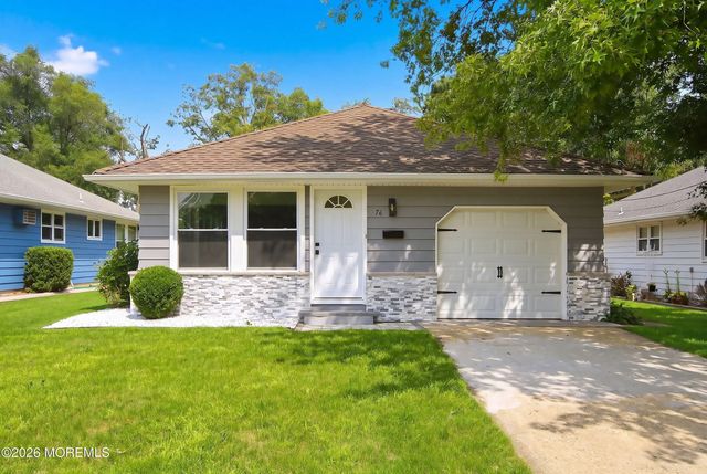 76 Mount Fairweather Lane, Toms River
