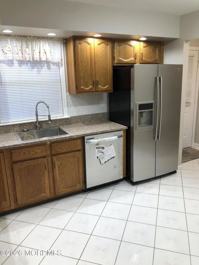 126 Concordia Circle 126g, Monroe