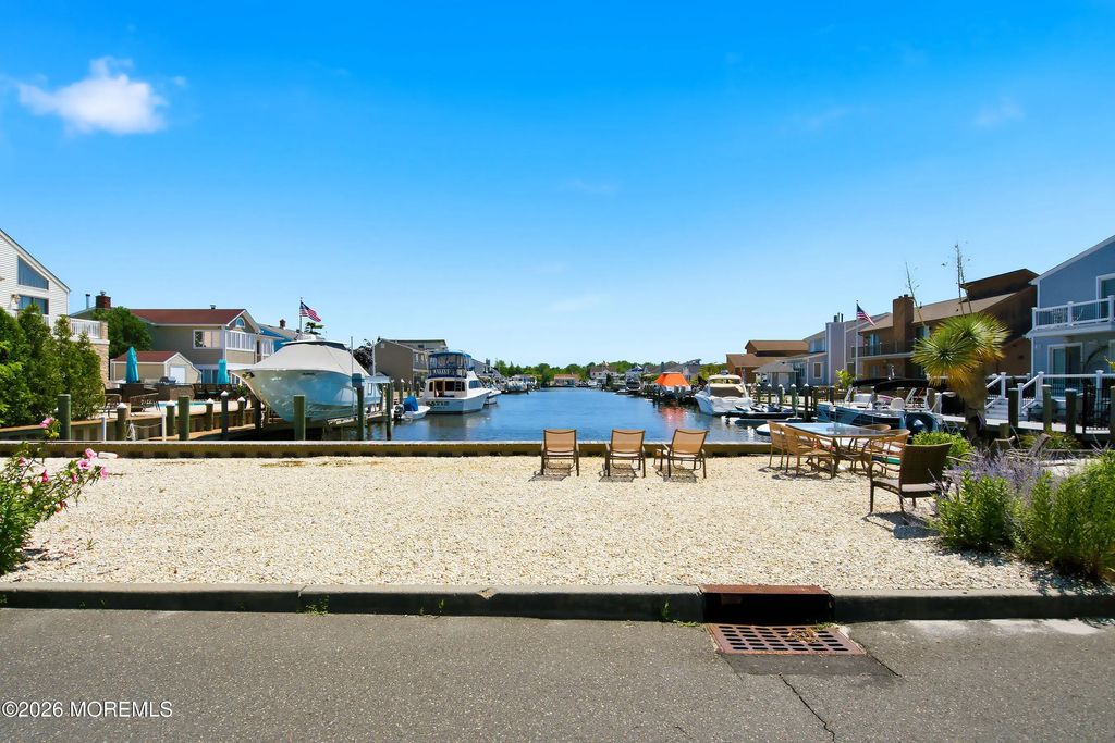 3156 Peddie Street, Toms River