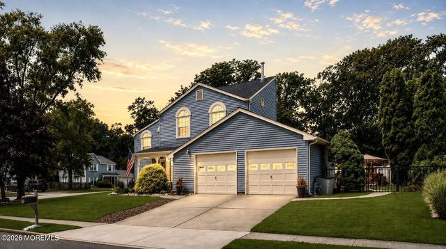 13 Providence Lane, Howell