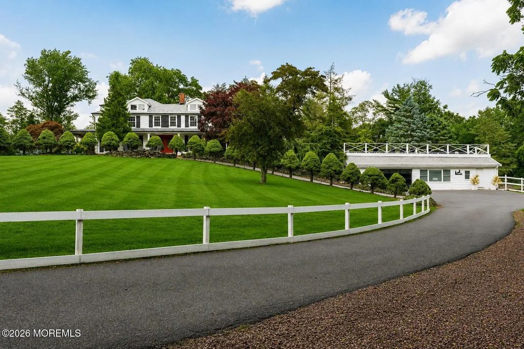 395 Tennent Road, Morganville