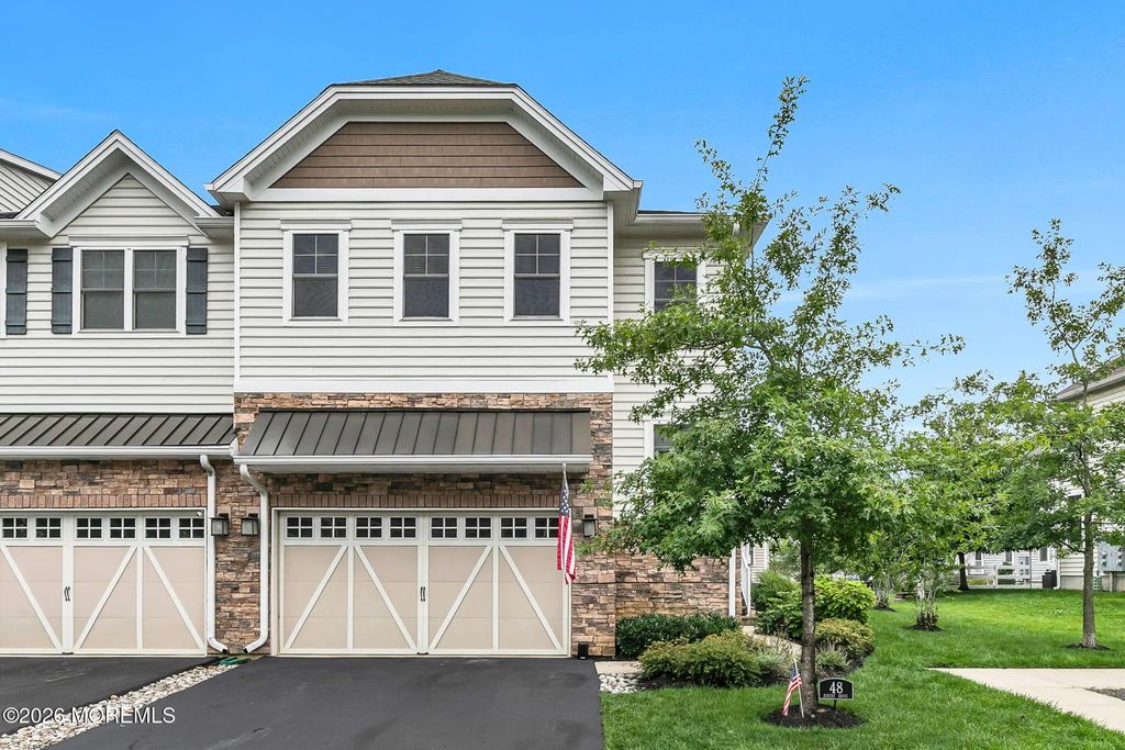 48 Eckert Drive 4103, Lincroft