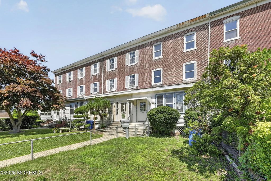 132 4th Avenue, Roebling