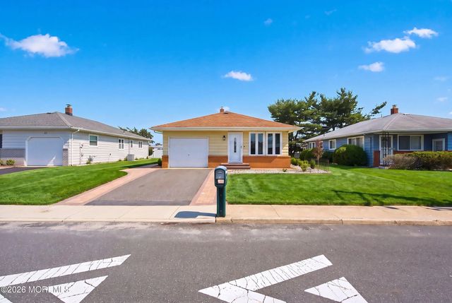 20 Tortola Street, Toms River