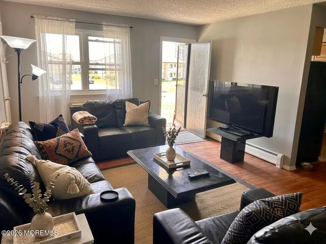 76 Wharfside Drive 404, Monmouth Beach