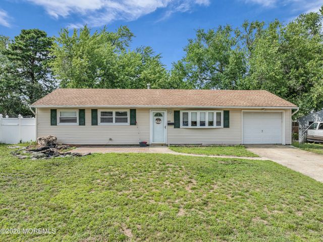 449 Alfred Road, Toms River